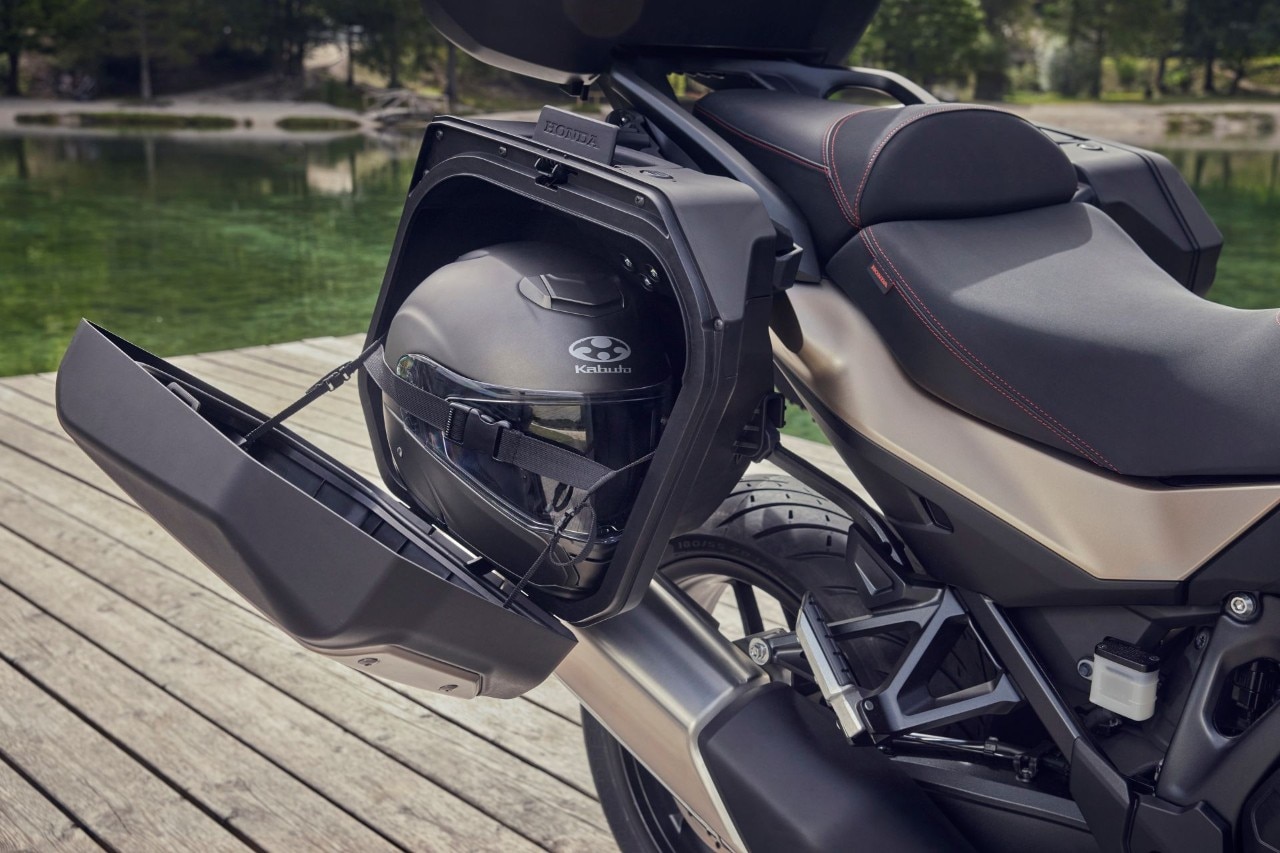 Test a Testa Honda NT1100 DCT ES VS Yamaha Tracer 9 GT AMT: chi è meglio per viaggiare? (VIDEO)